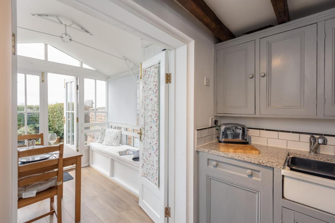 Quaint Cottage In The Heart Of North Yorkshire Village - Pet Friendly Free Stillington Esterno foto