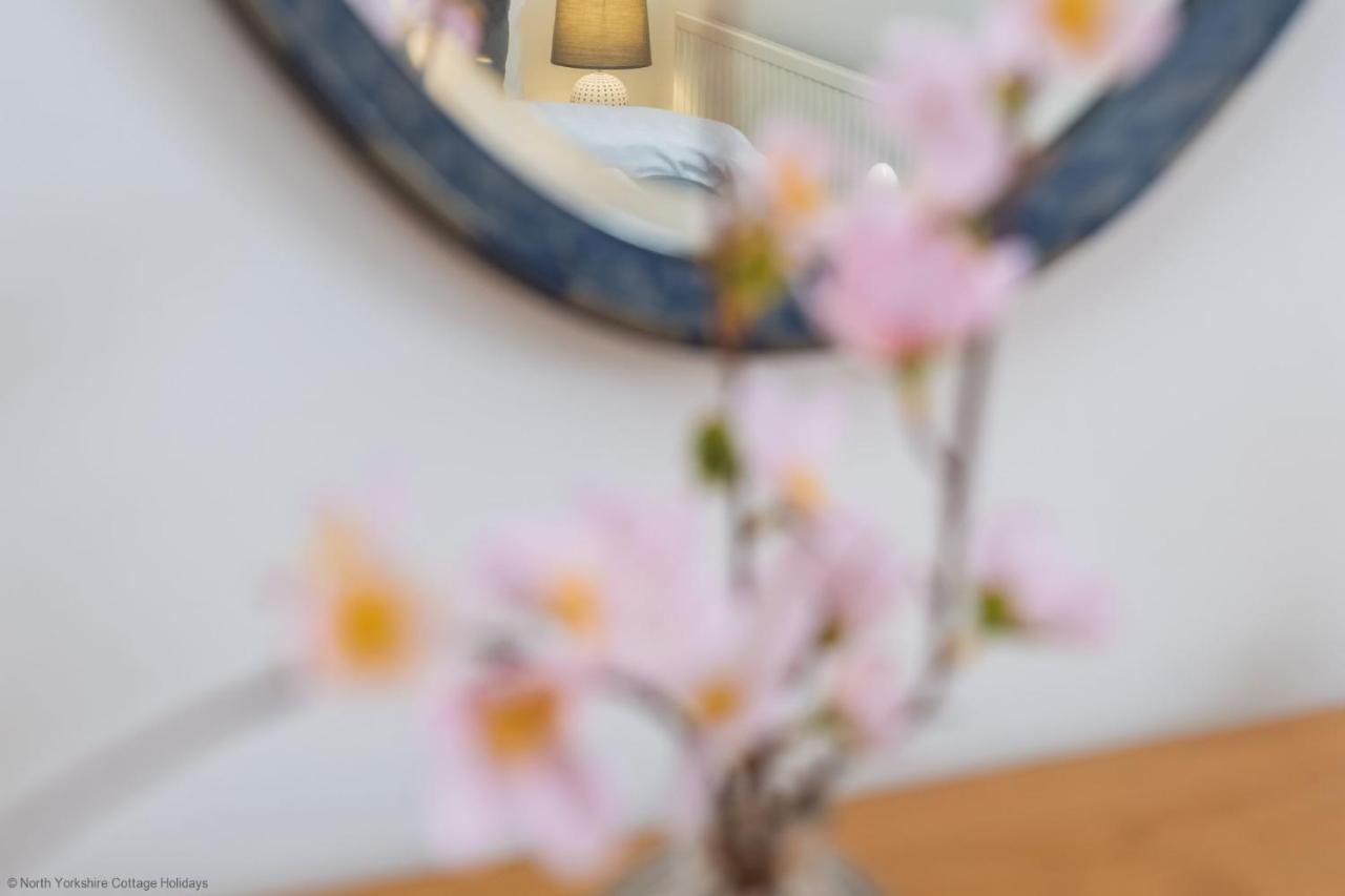 Quaint Cottage In The Heart Of North Yorkshire Village - Pet Friendly Free Stillington Esterno foto